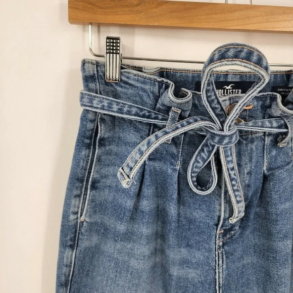 Hollister‎ Women's Curvy Ultra High Rise Mom Jean Vintage Stretch Size 25 - Picture 4 of 12